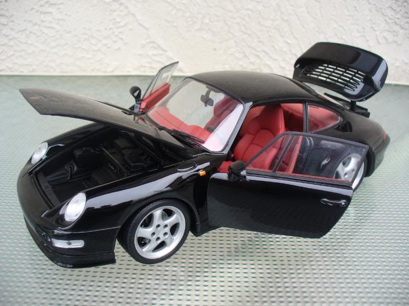 UT Porsche 911 Turbo S (993) - DiecastSociety.com